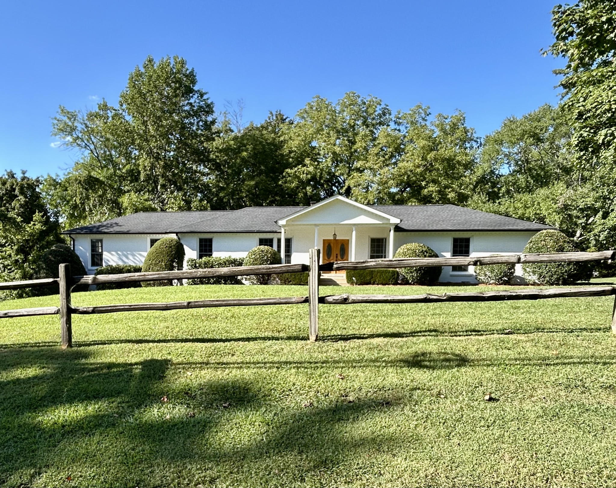 608 Hill Rd
