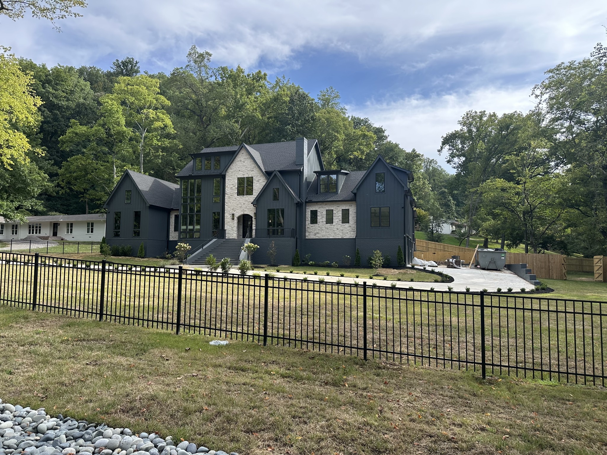 6529 Rolling Fork Dr