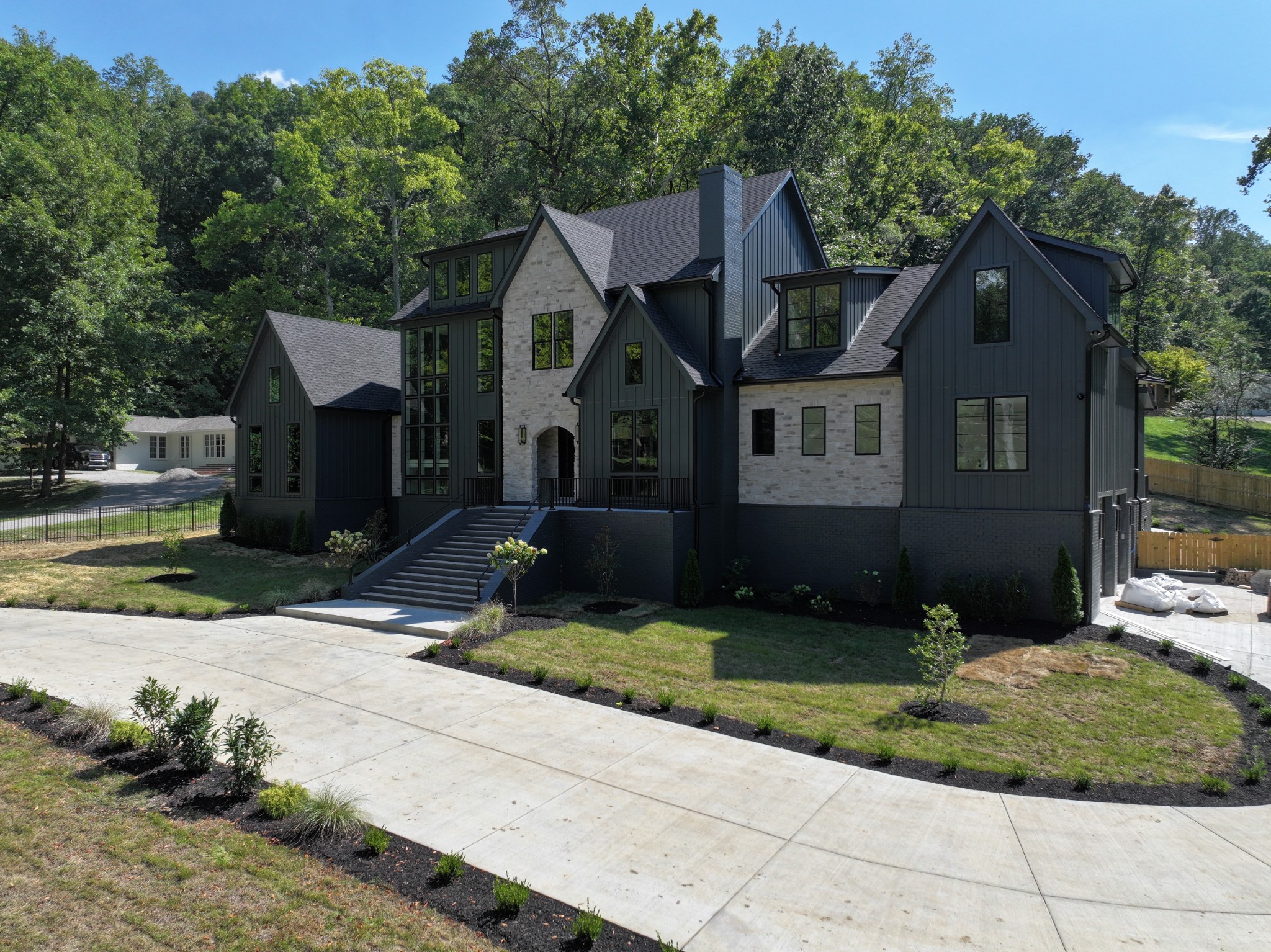 6529 Rolling Fork Dr