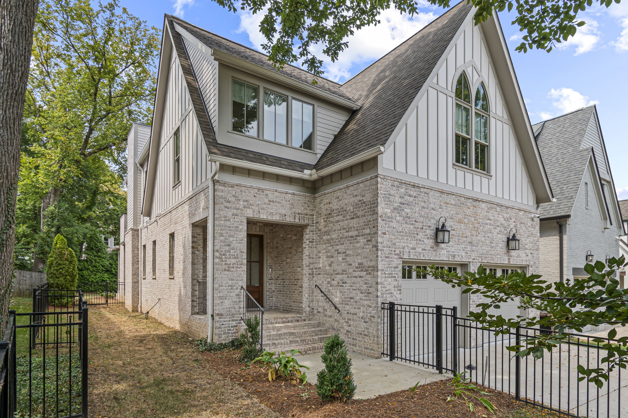 3427 Amanda Ave