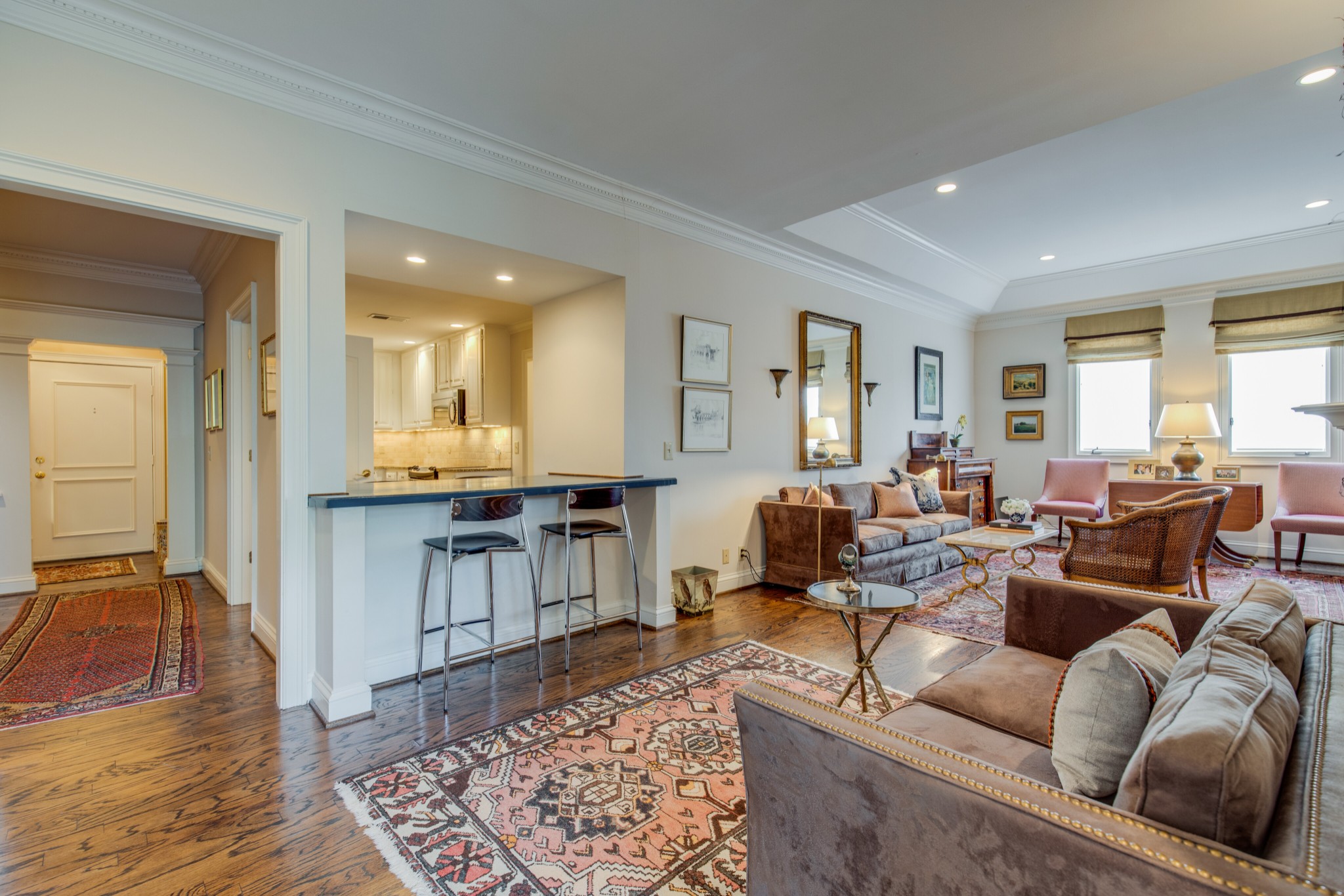 3733 West End Avenue