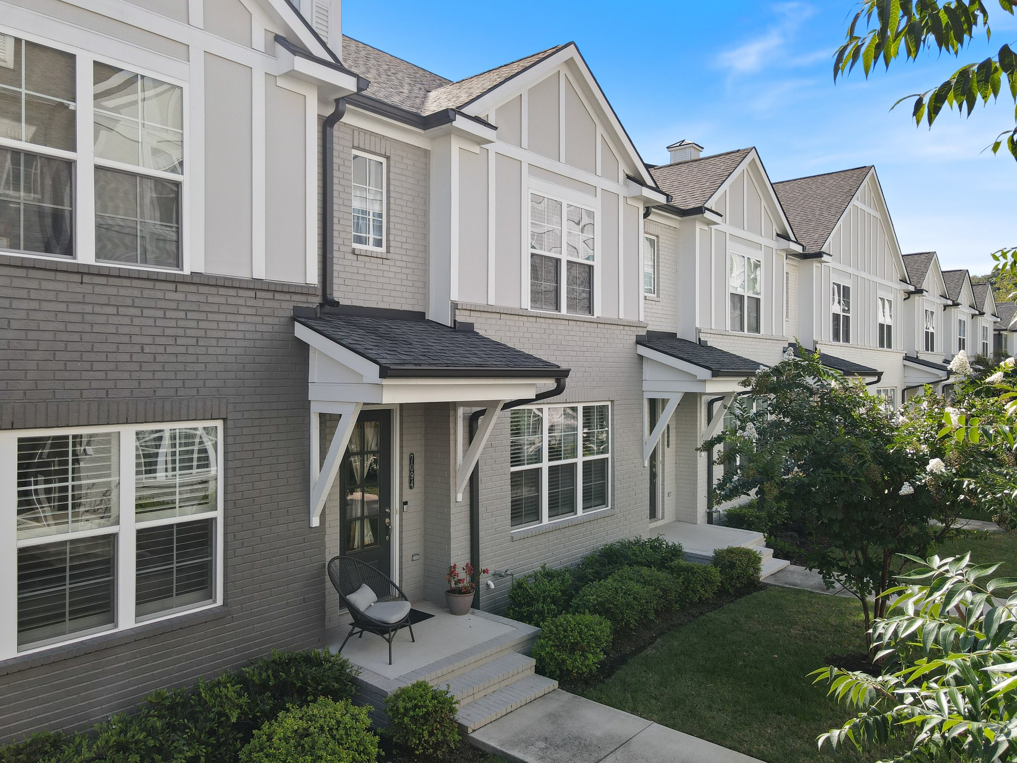 7094 Westside Cir