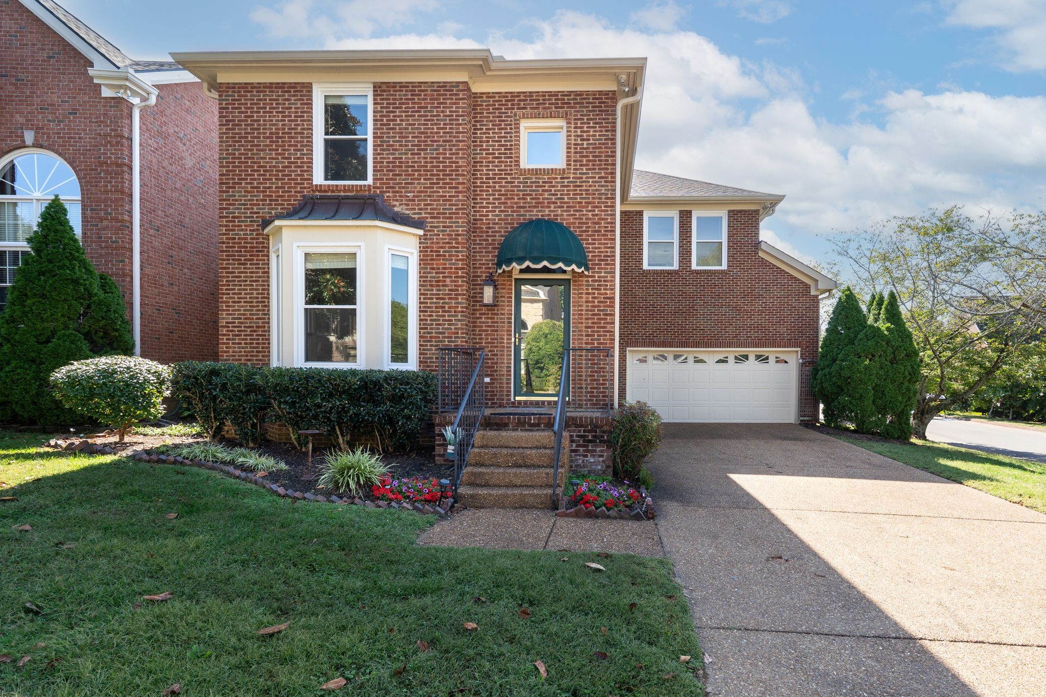 809 Cherry Laurel Ct