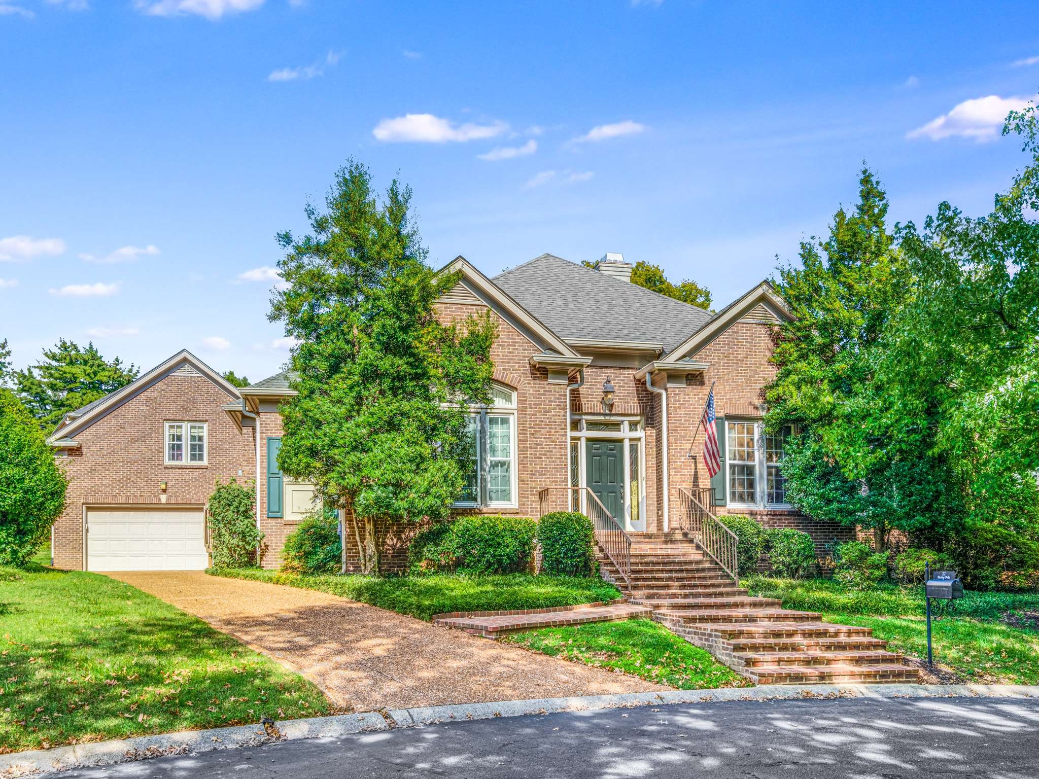 22 Bosley Oaks