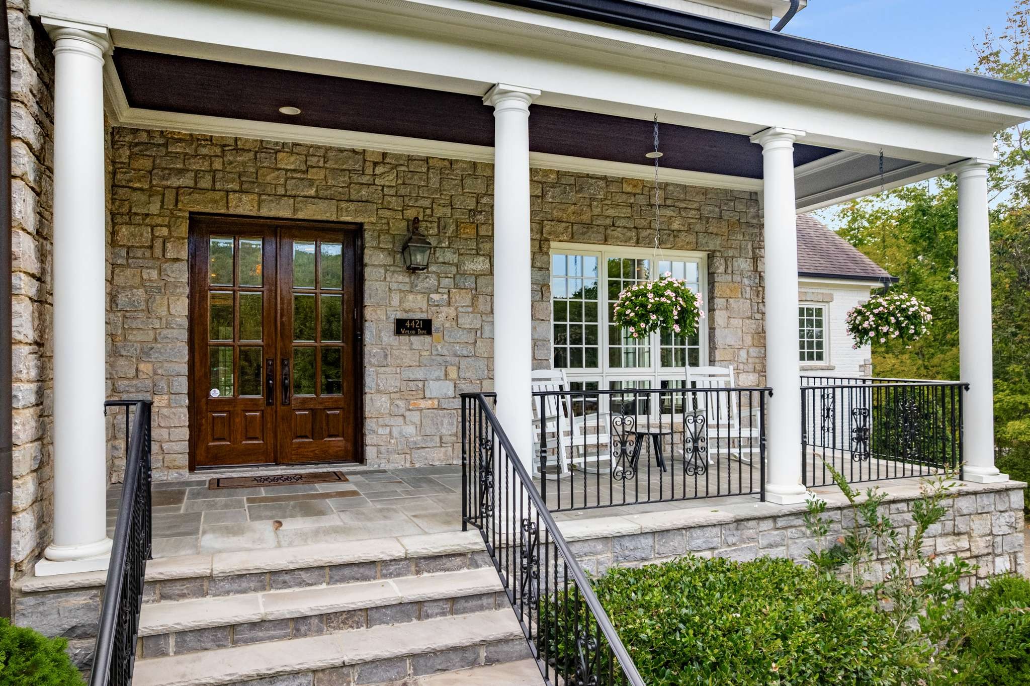 4421 Wayland Dr