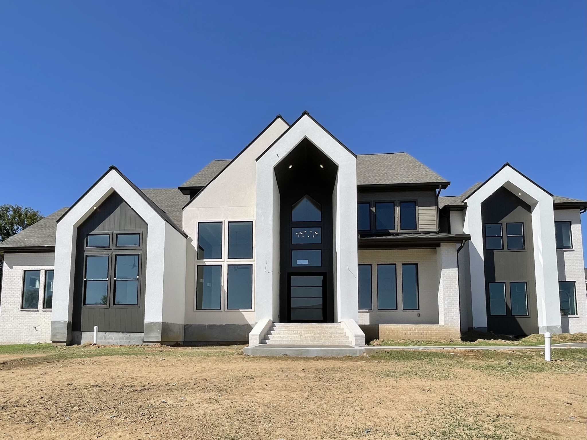 8122 Boiling Springs Pl