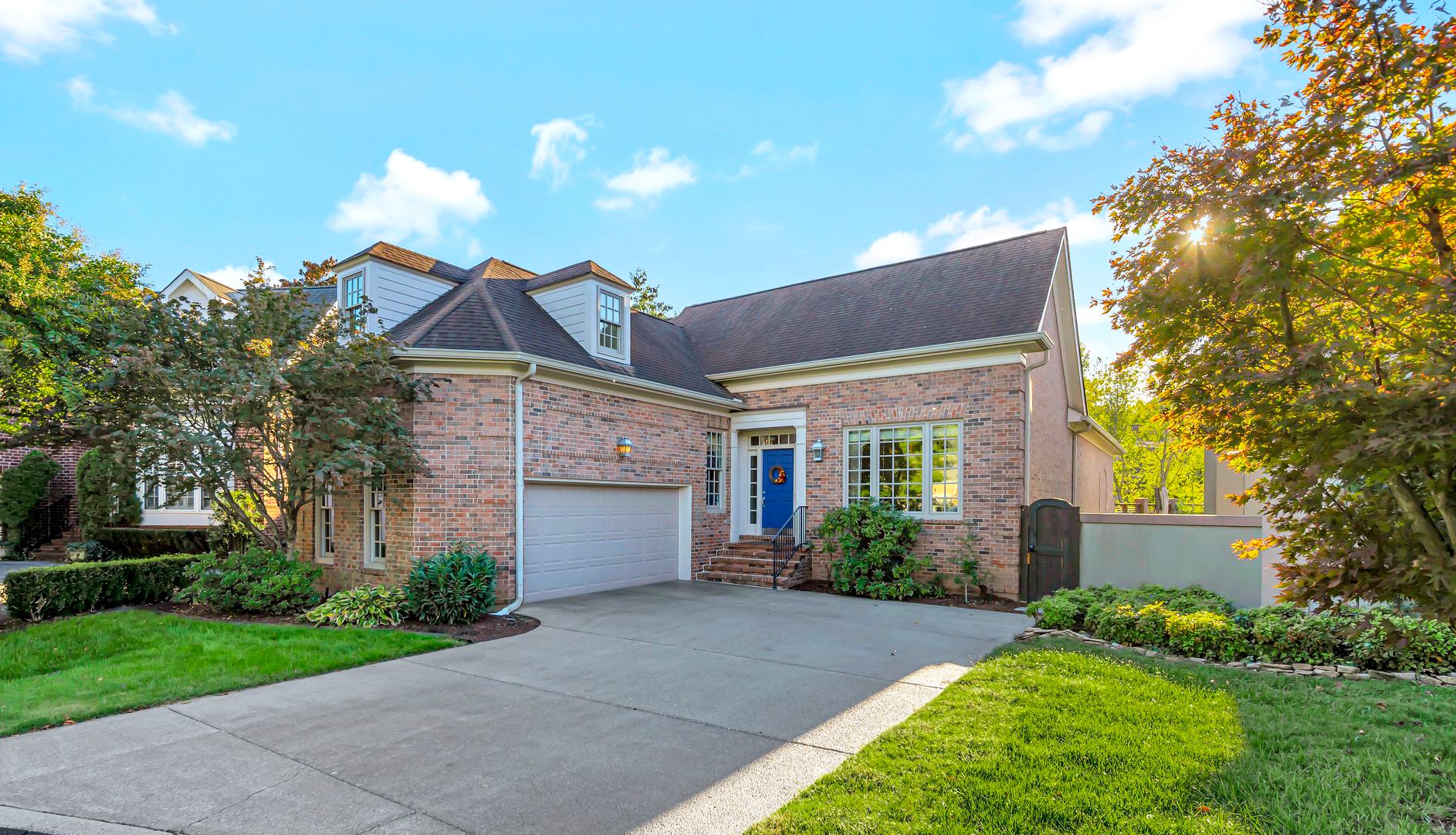 418 Prestwick Ct