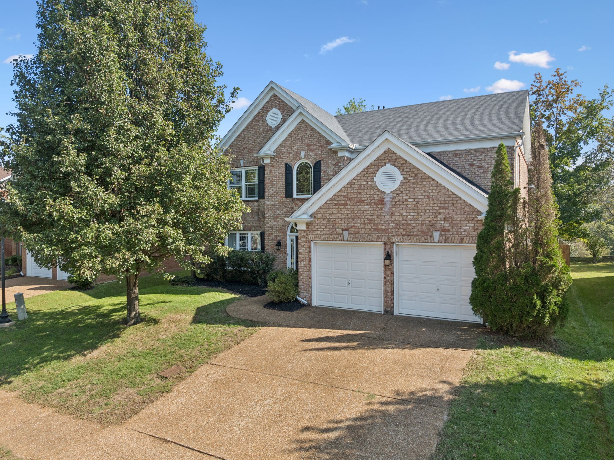 5836 Sterling Oaks Dr