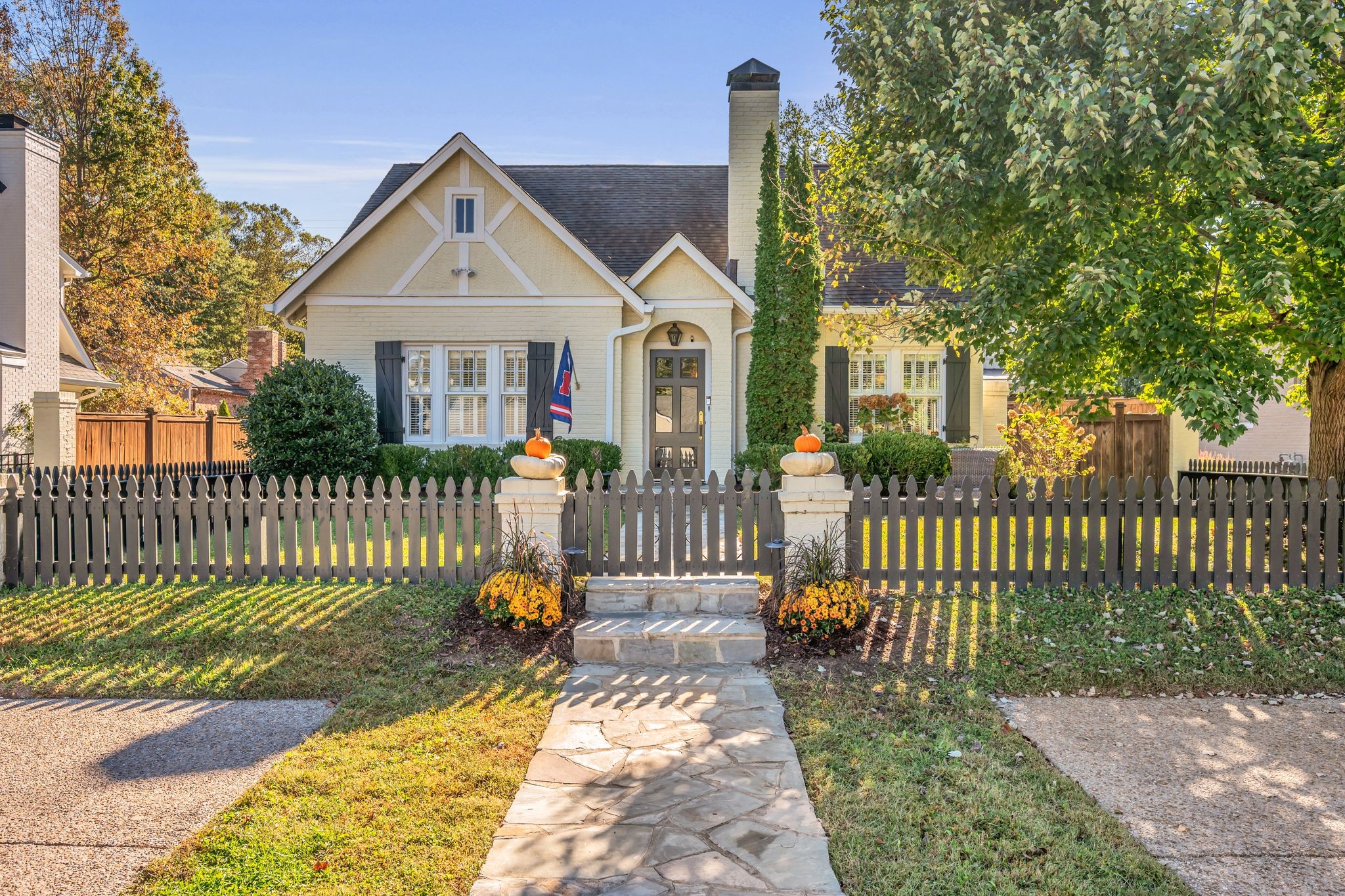 111 Lasalle Ct