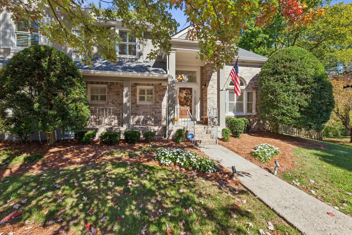 325 Mayfield Station