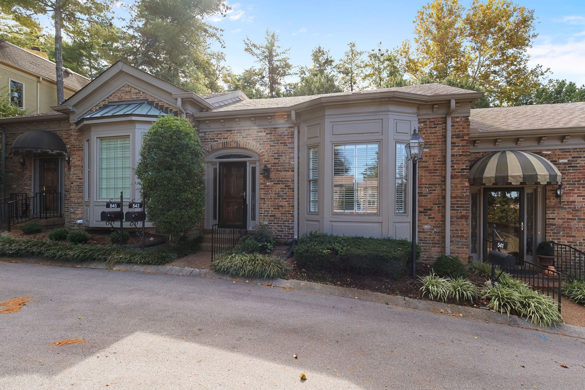 543 Armistead Pl