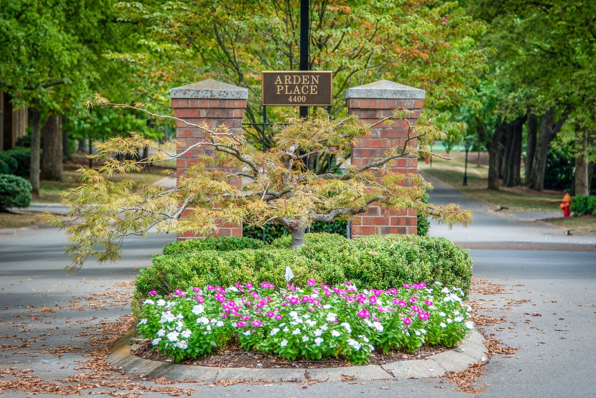 4400 Belmont Park Ter