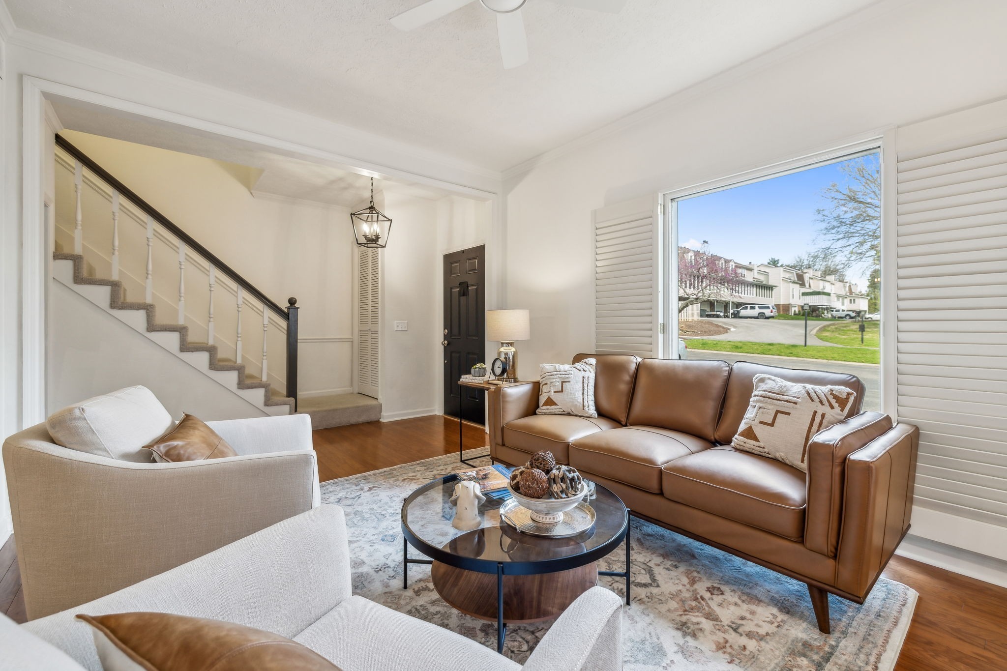 102 Foxborough Sq, W