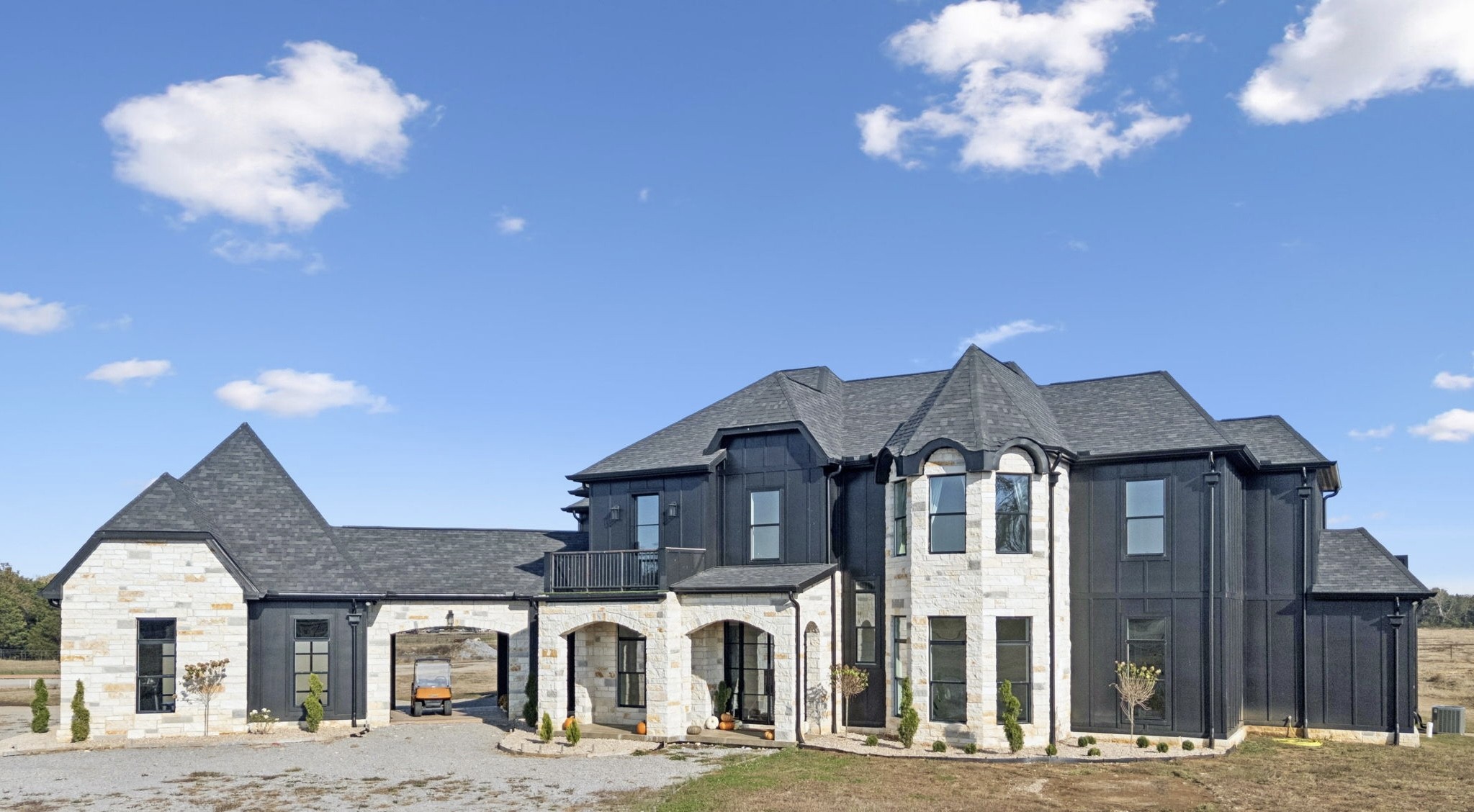 201 Lamb Rd