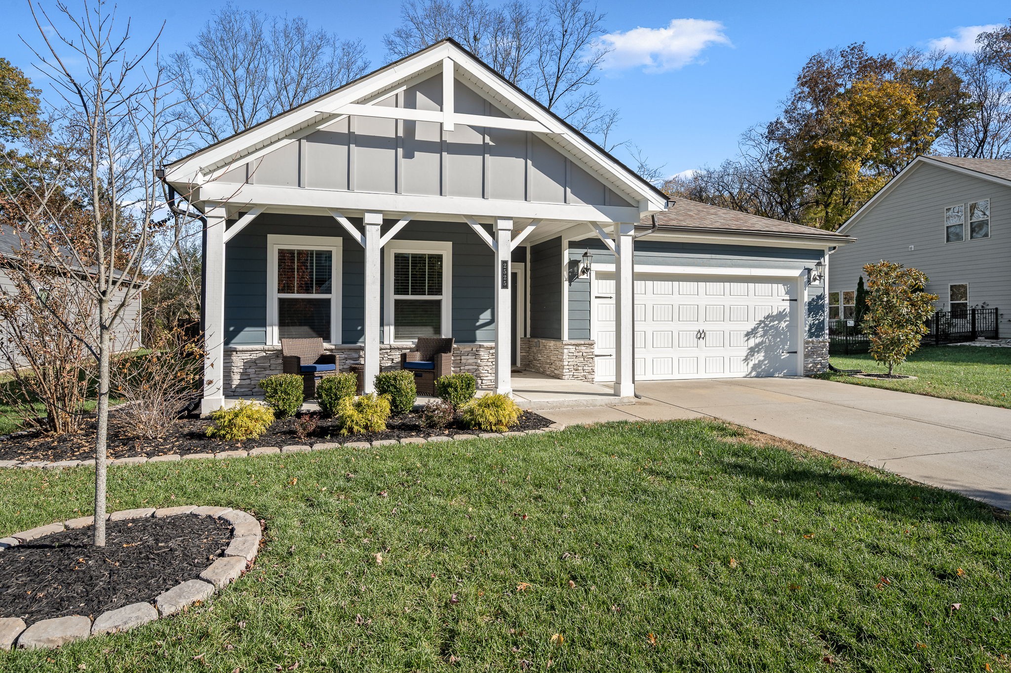 2525 Prairie Hill Dr