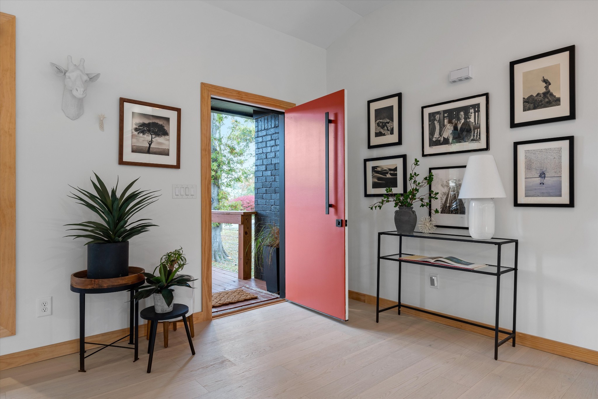 1900 Rosewood Valley Dr