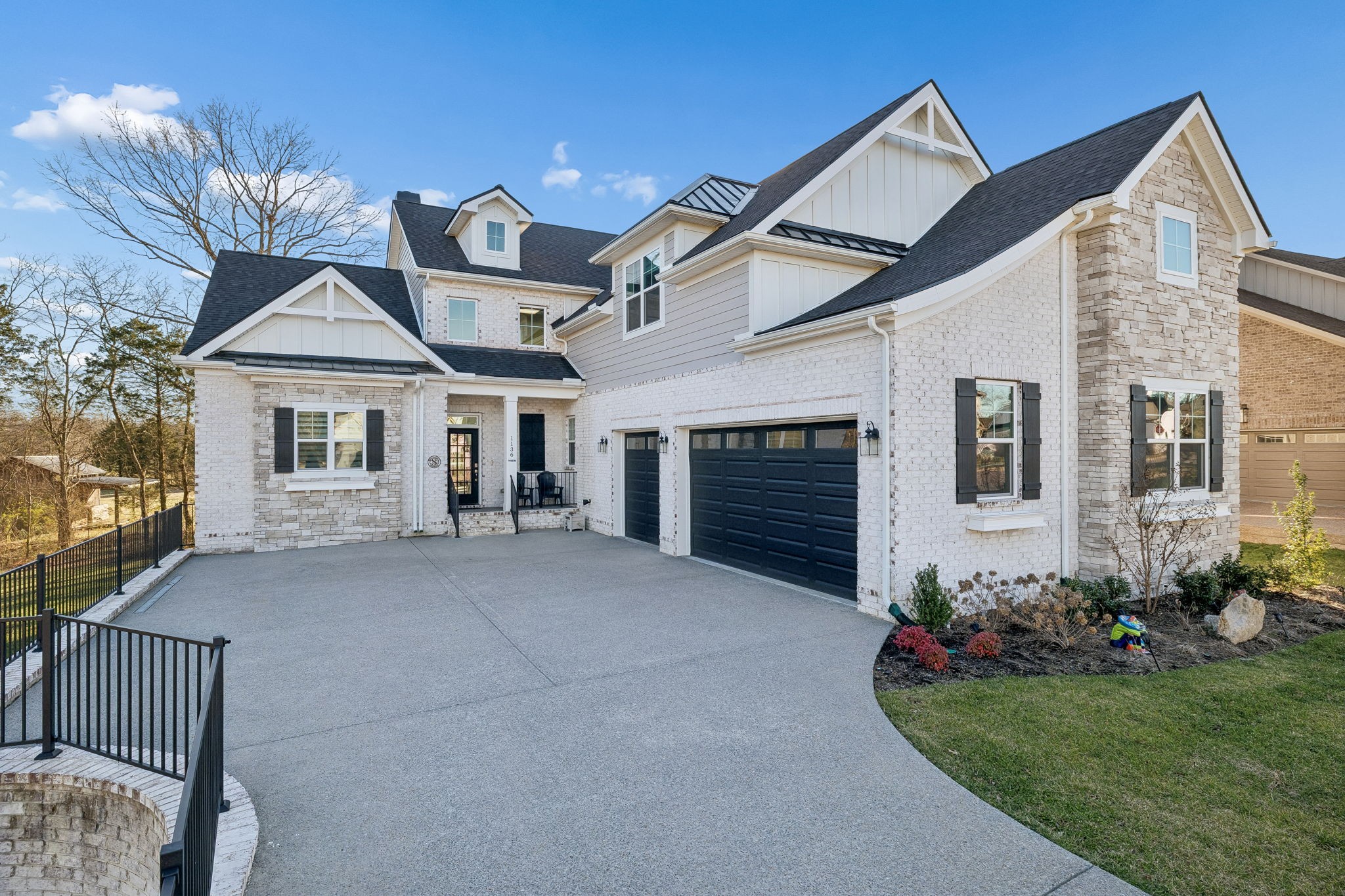 1136 Willow Springs Dr