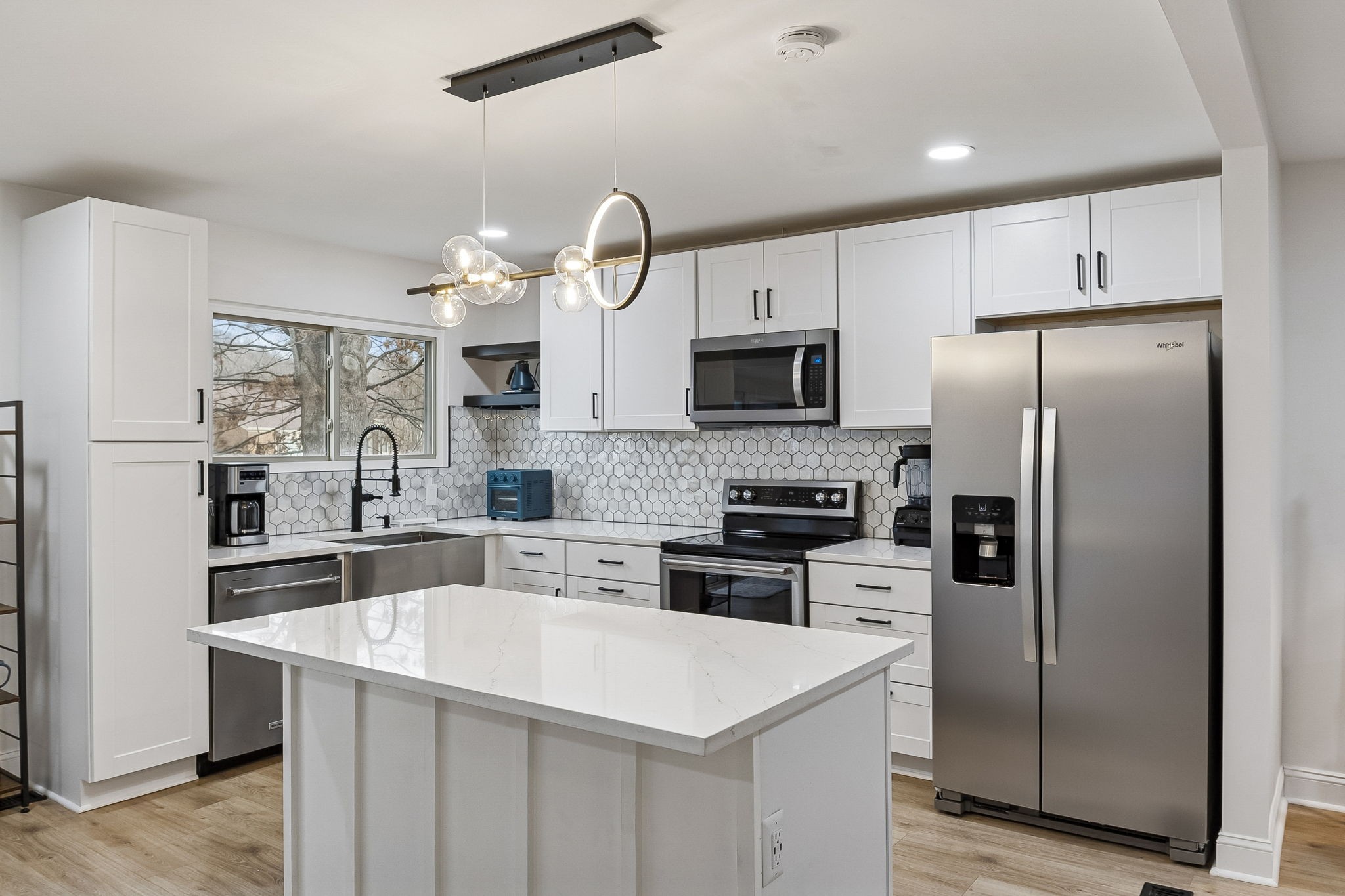 6955 Highland Park Dr