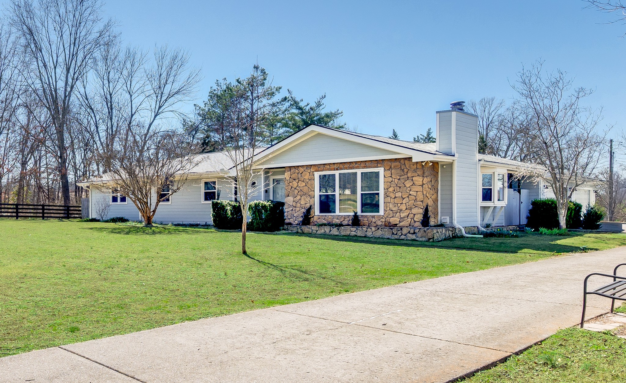 6736 Walnut Hills Dr