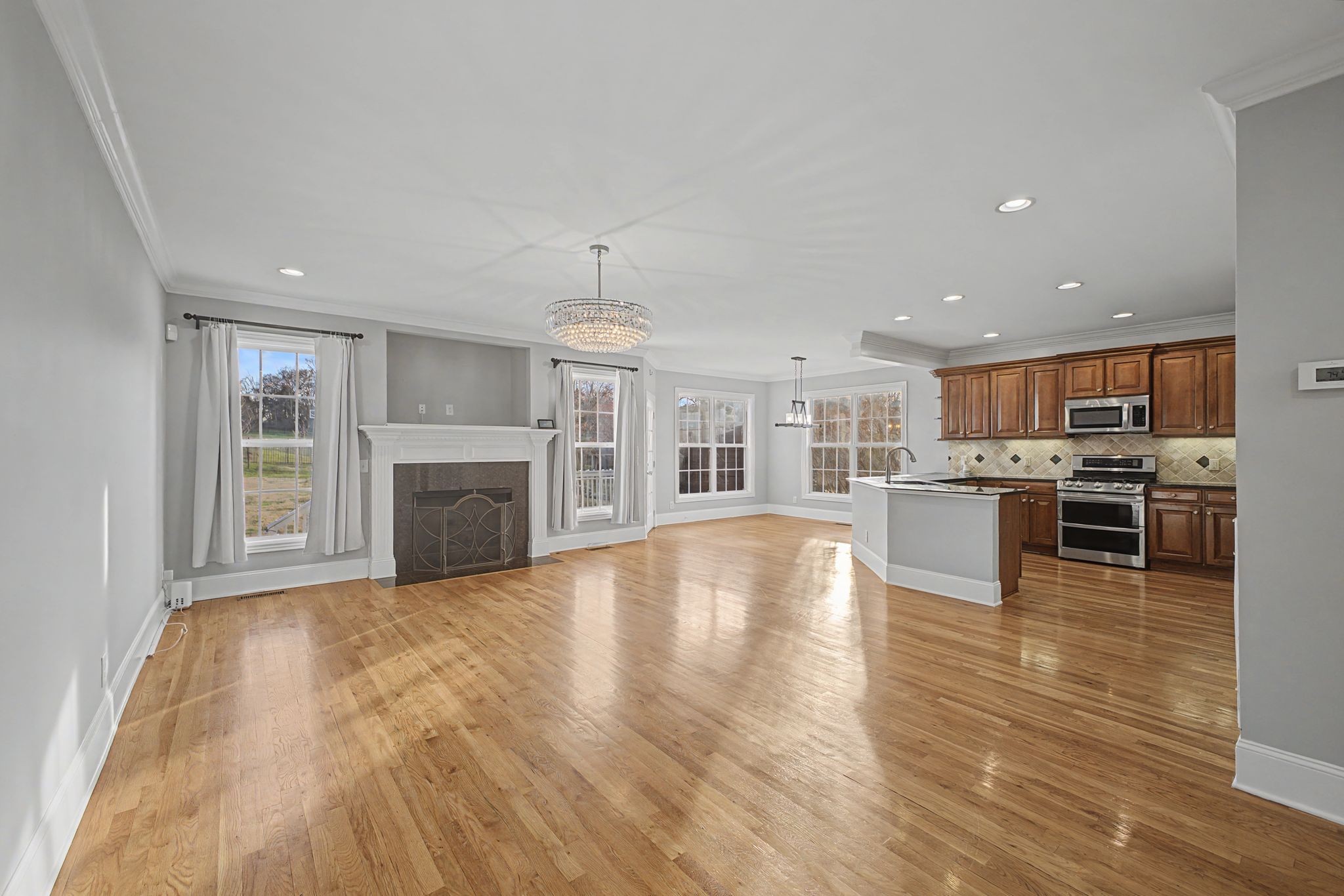 2005 Valley Brook Dr