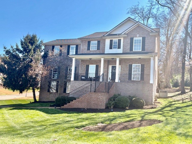 1001 Crimson Clover Dr