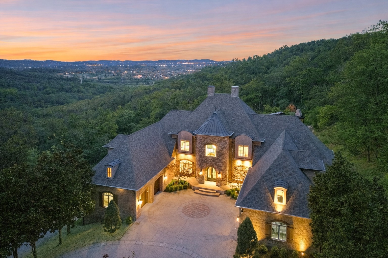 334 Lionheart Ct