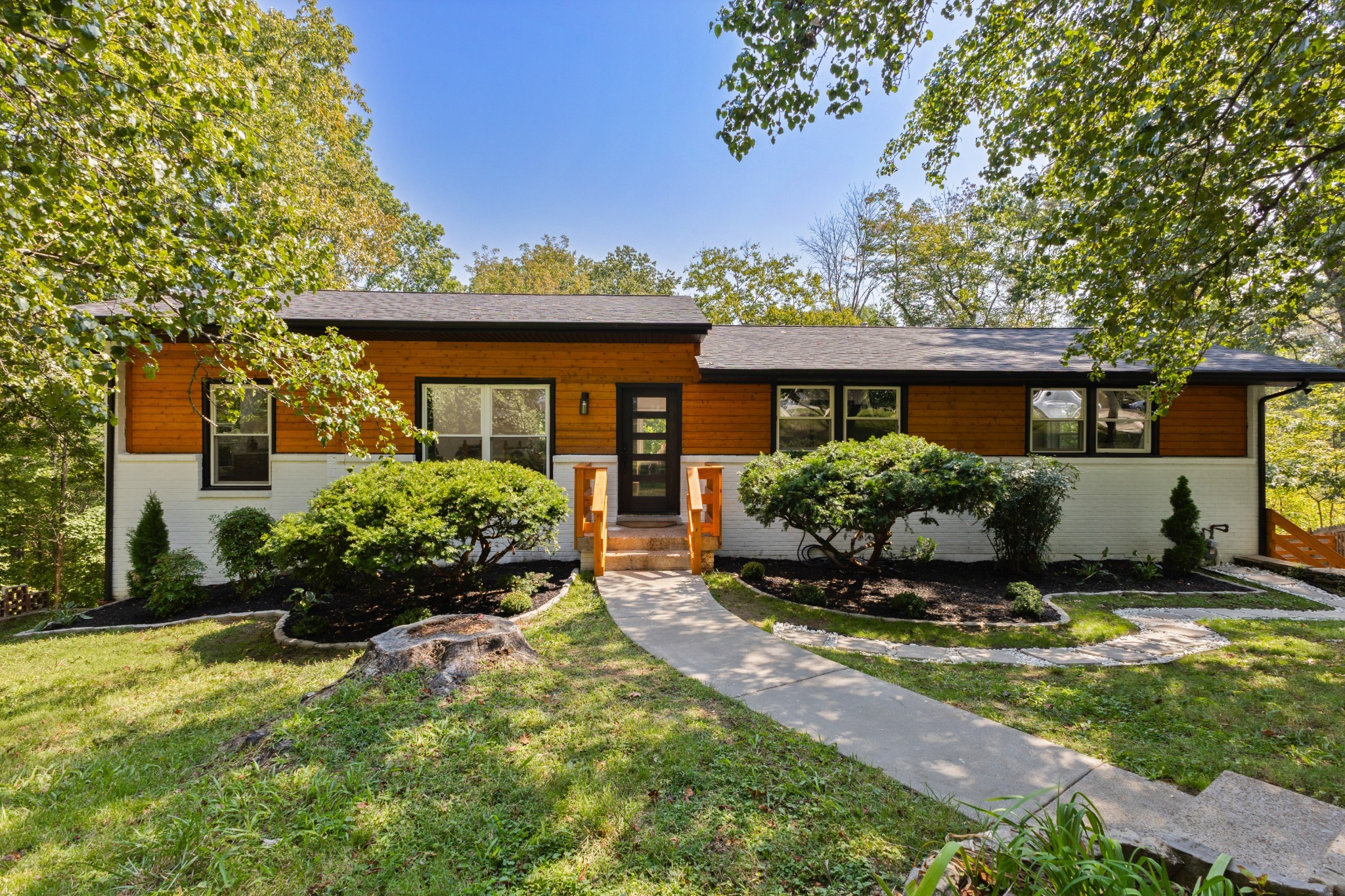 1012 Rodney Dr