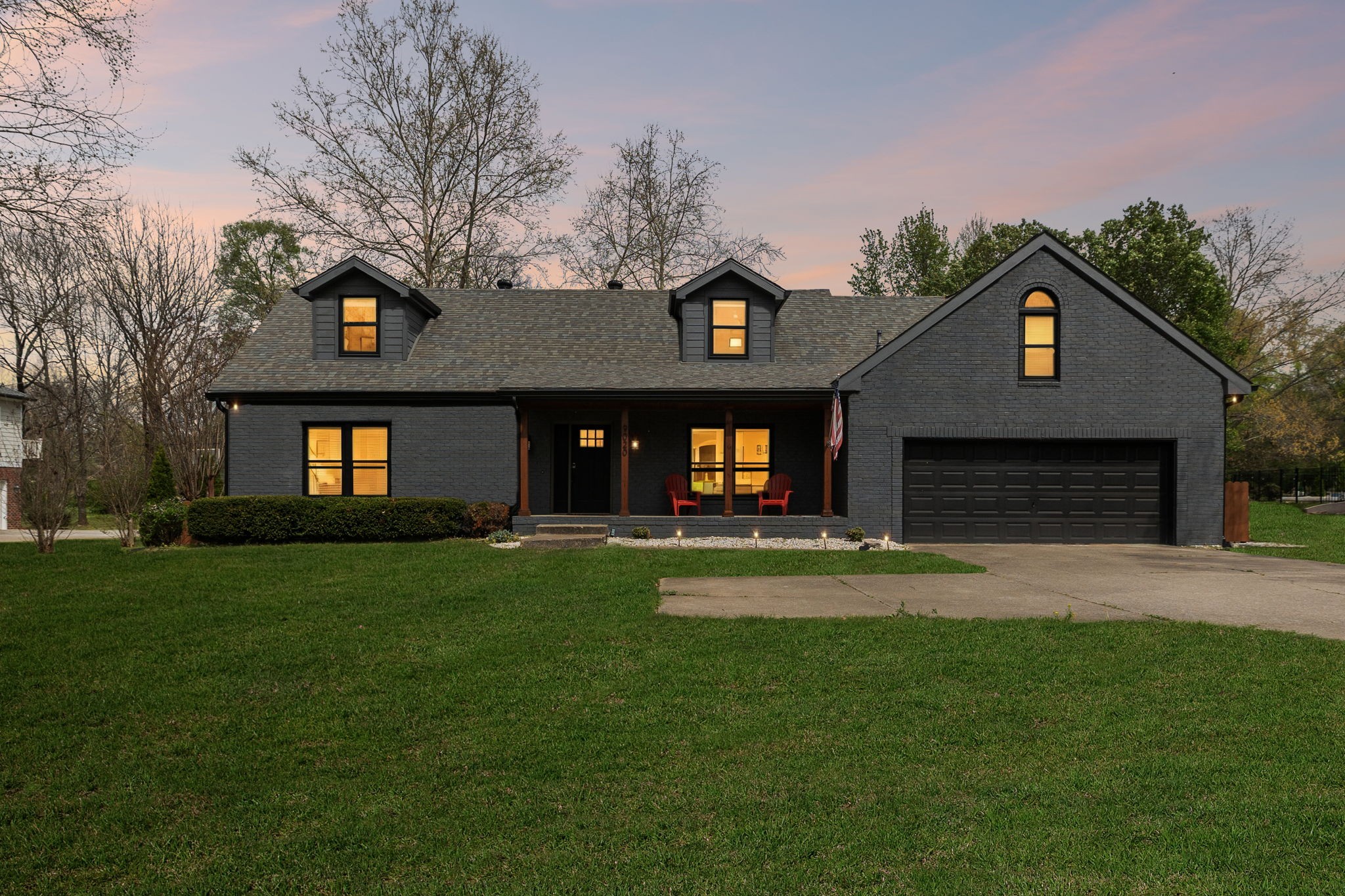 9020 Meadowlawn Dr