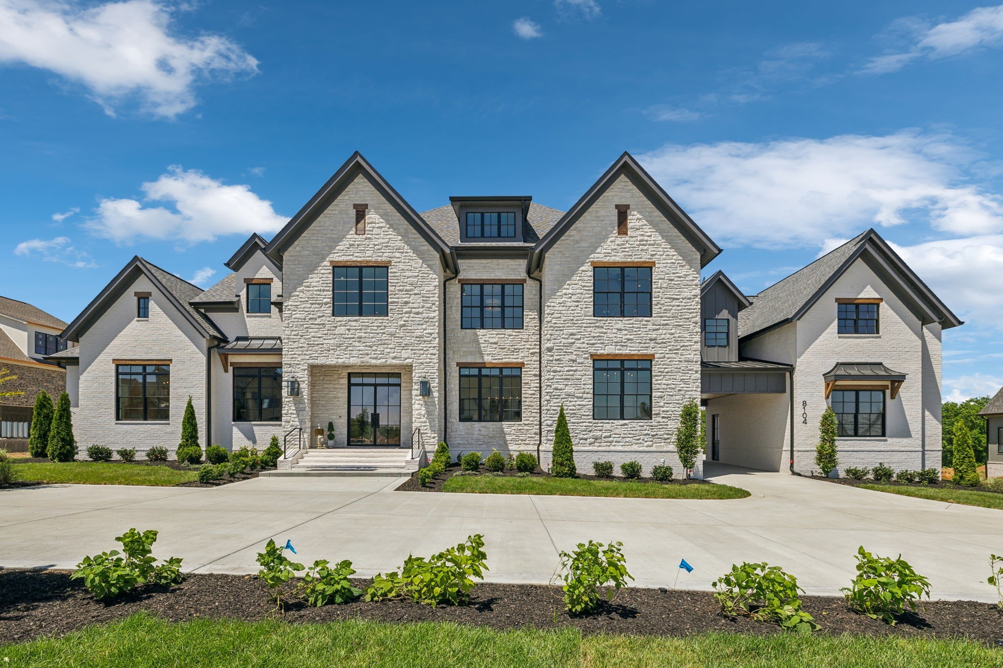 8104 Turning Point Dr