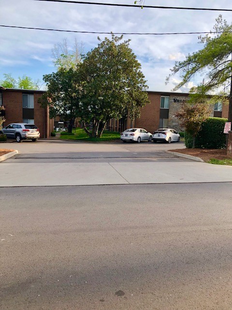 3600 Hillsboro Pike