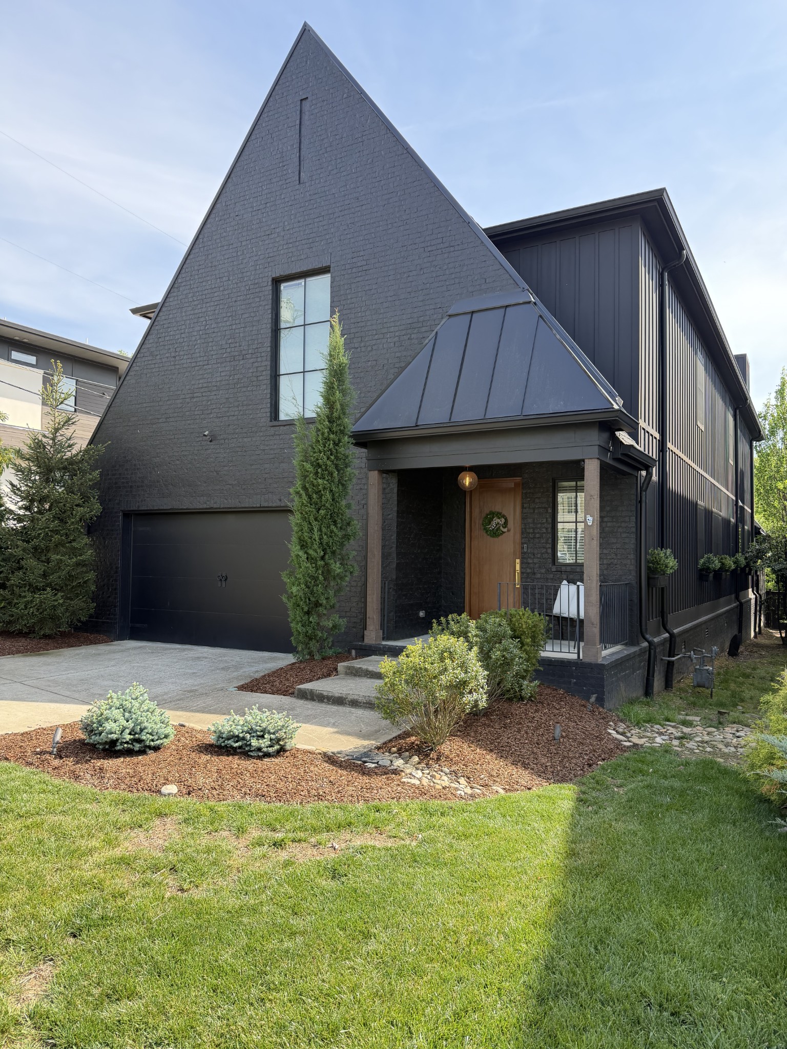 1809 Castleman Dr
