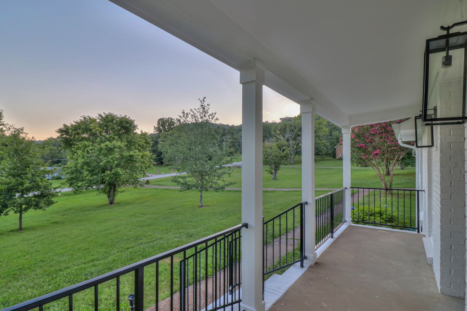 5012 Ashby Dr