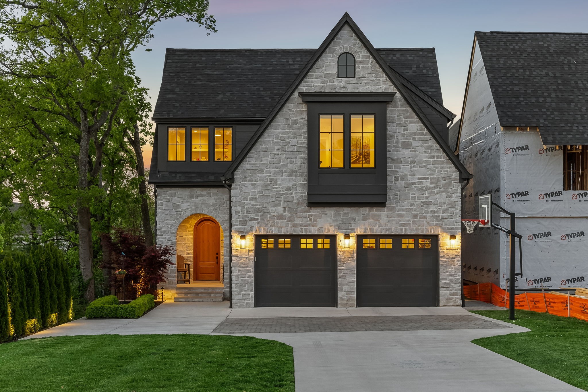 2016B Galbraith Dr