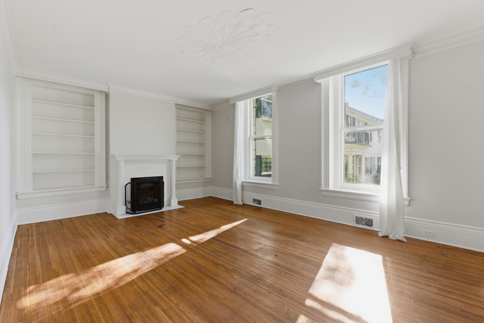 442 Bowling Ave