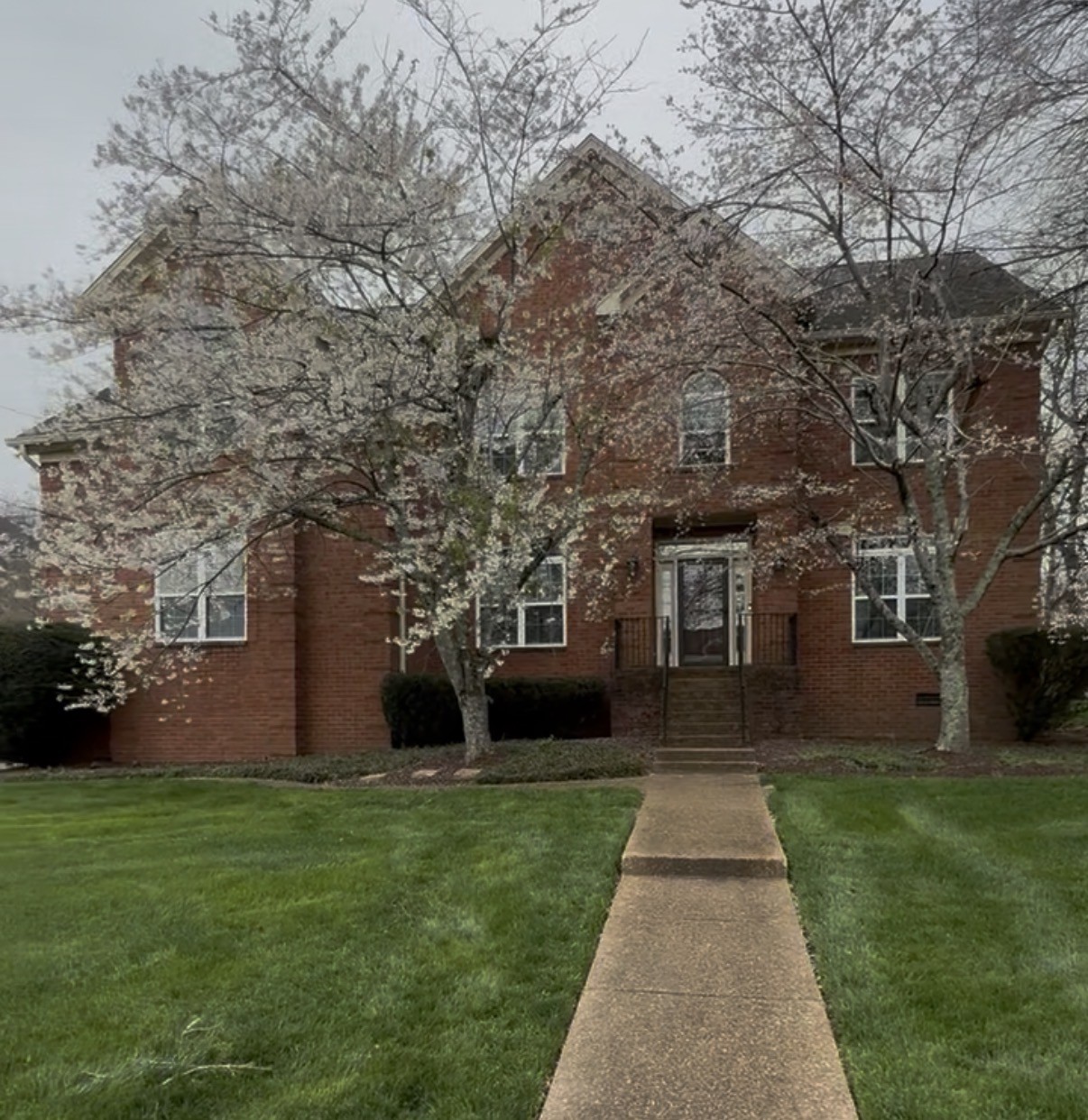 1570 Woodberry Ct