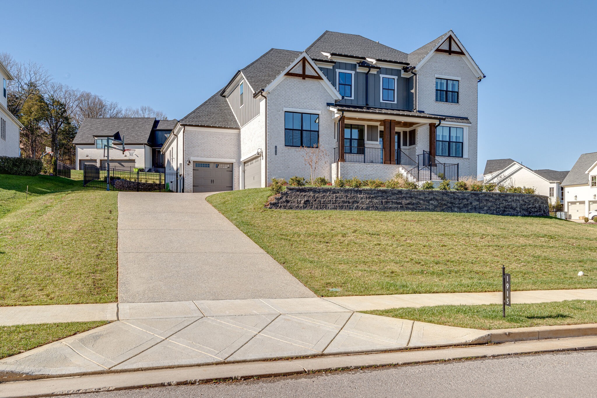 1915 Parade Drive