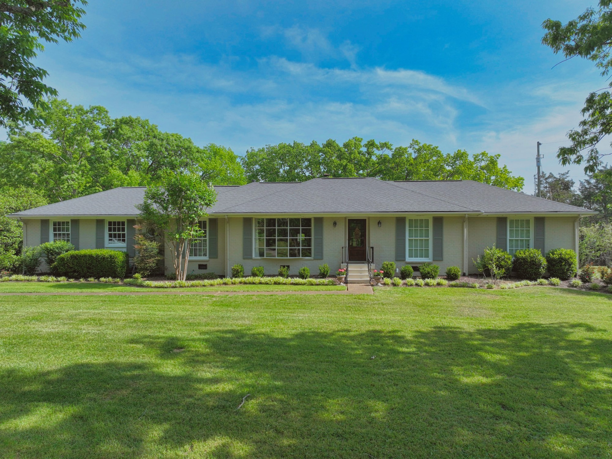 5102 Jackson Ln