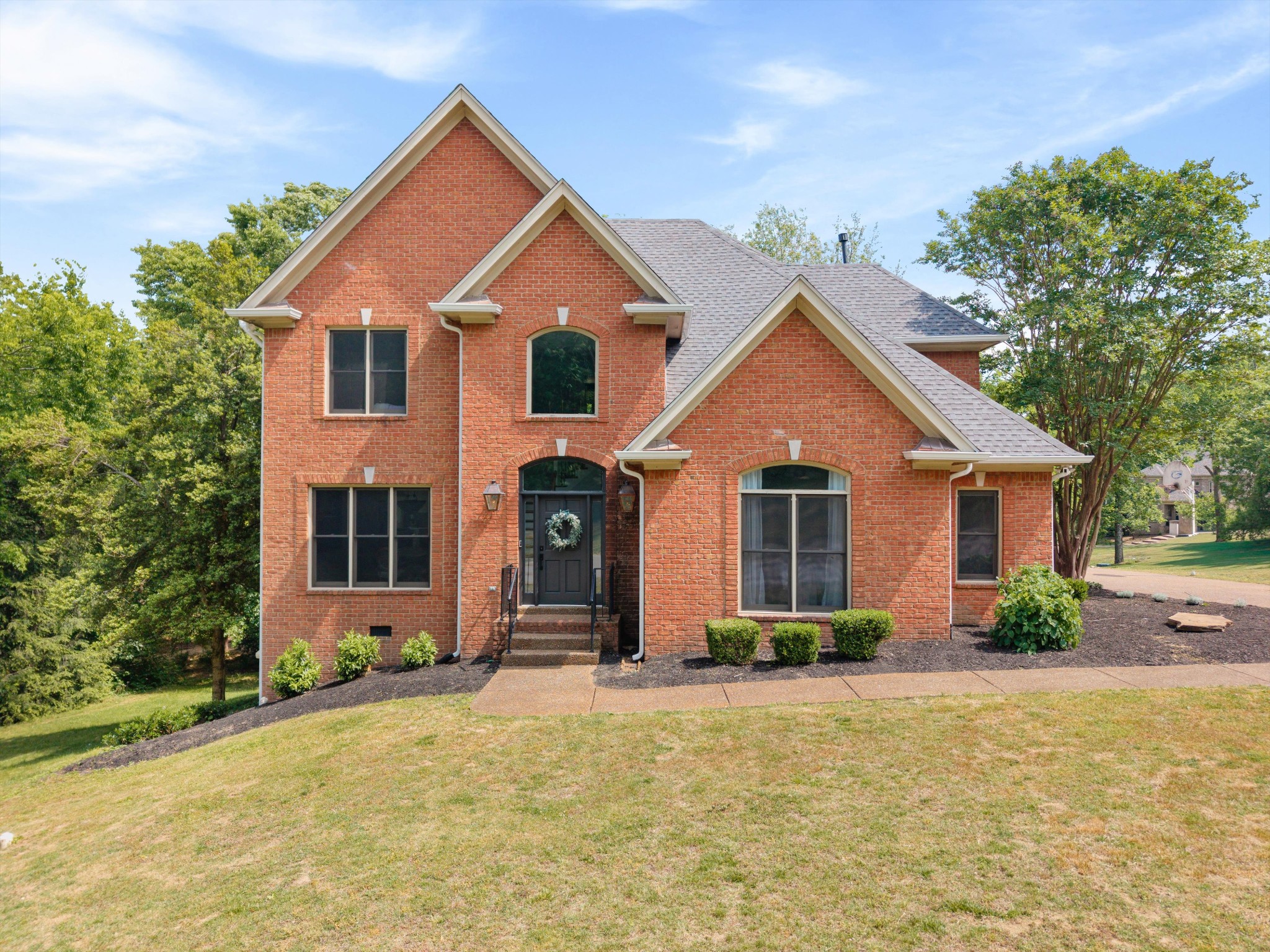 7061 Willowick Dr