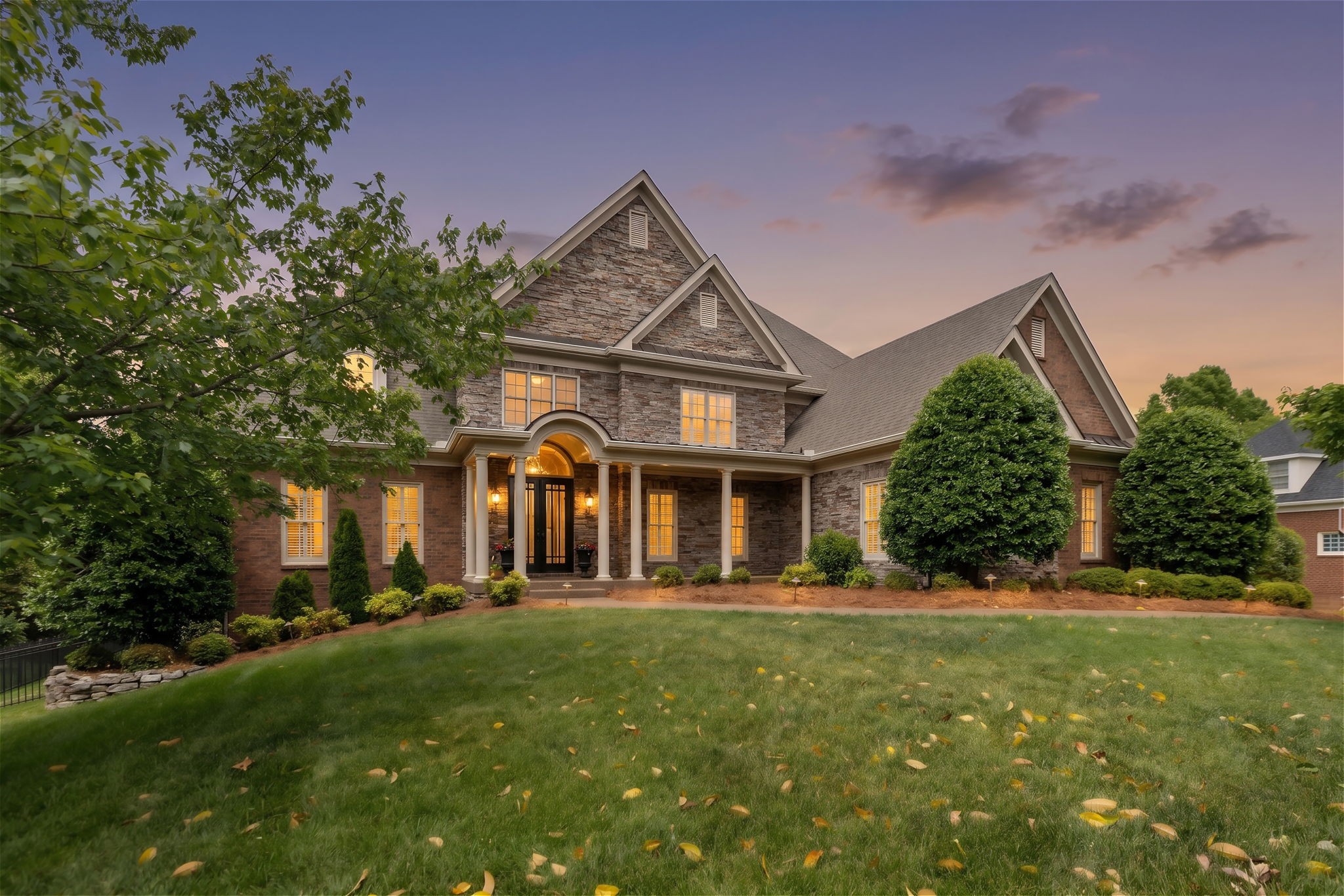 8218 Holly Rd