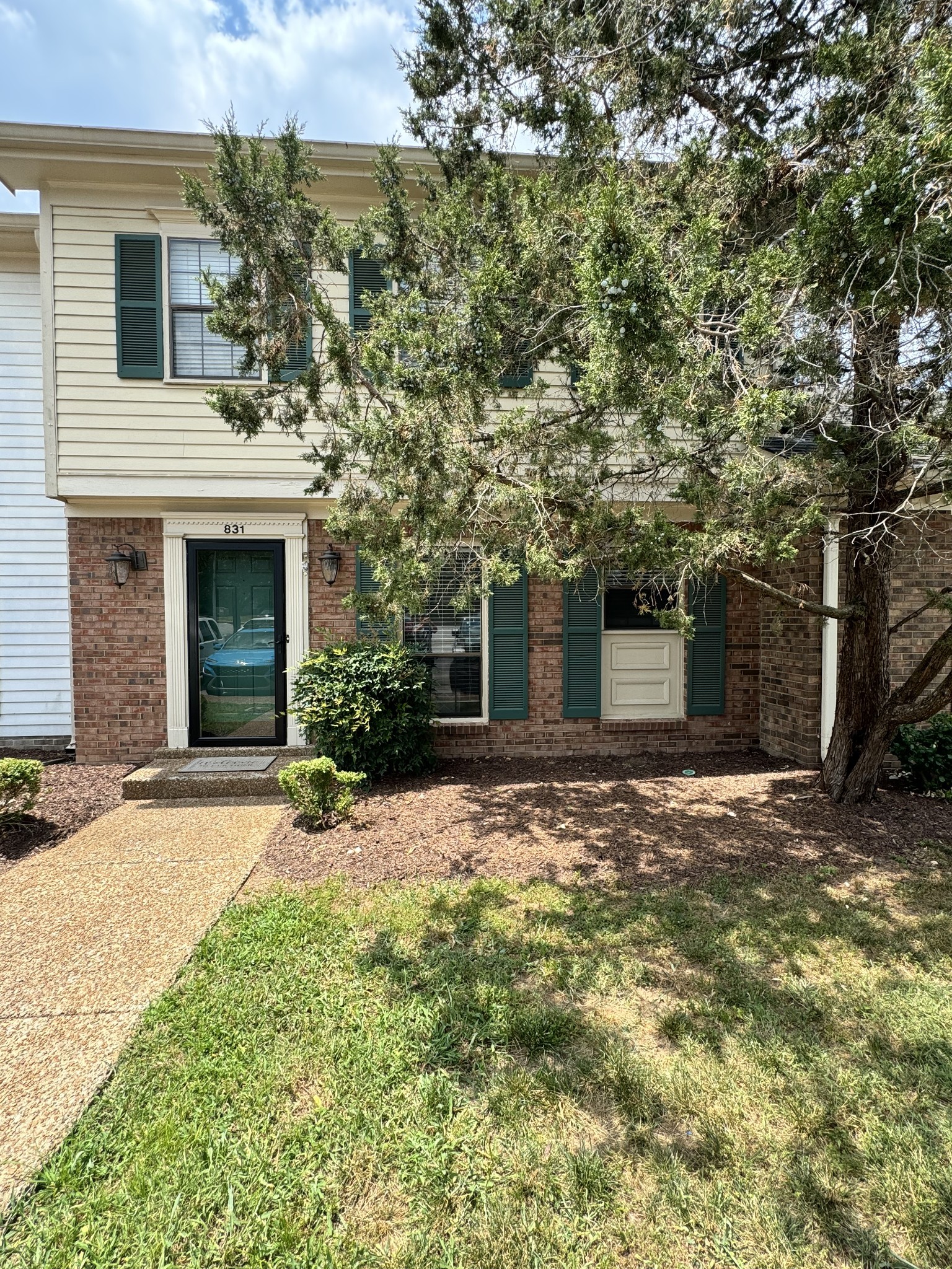 831 Brentwood Pt