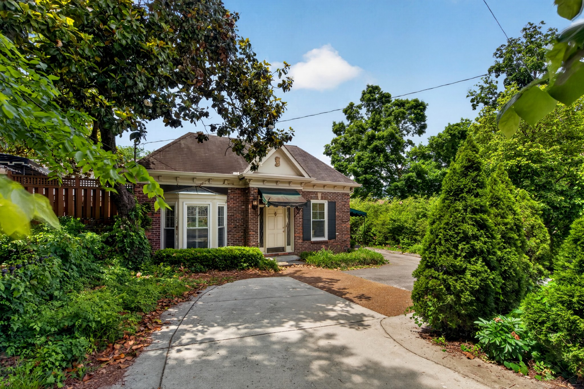 511 S Wilson Blvd