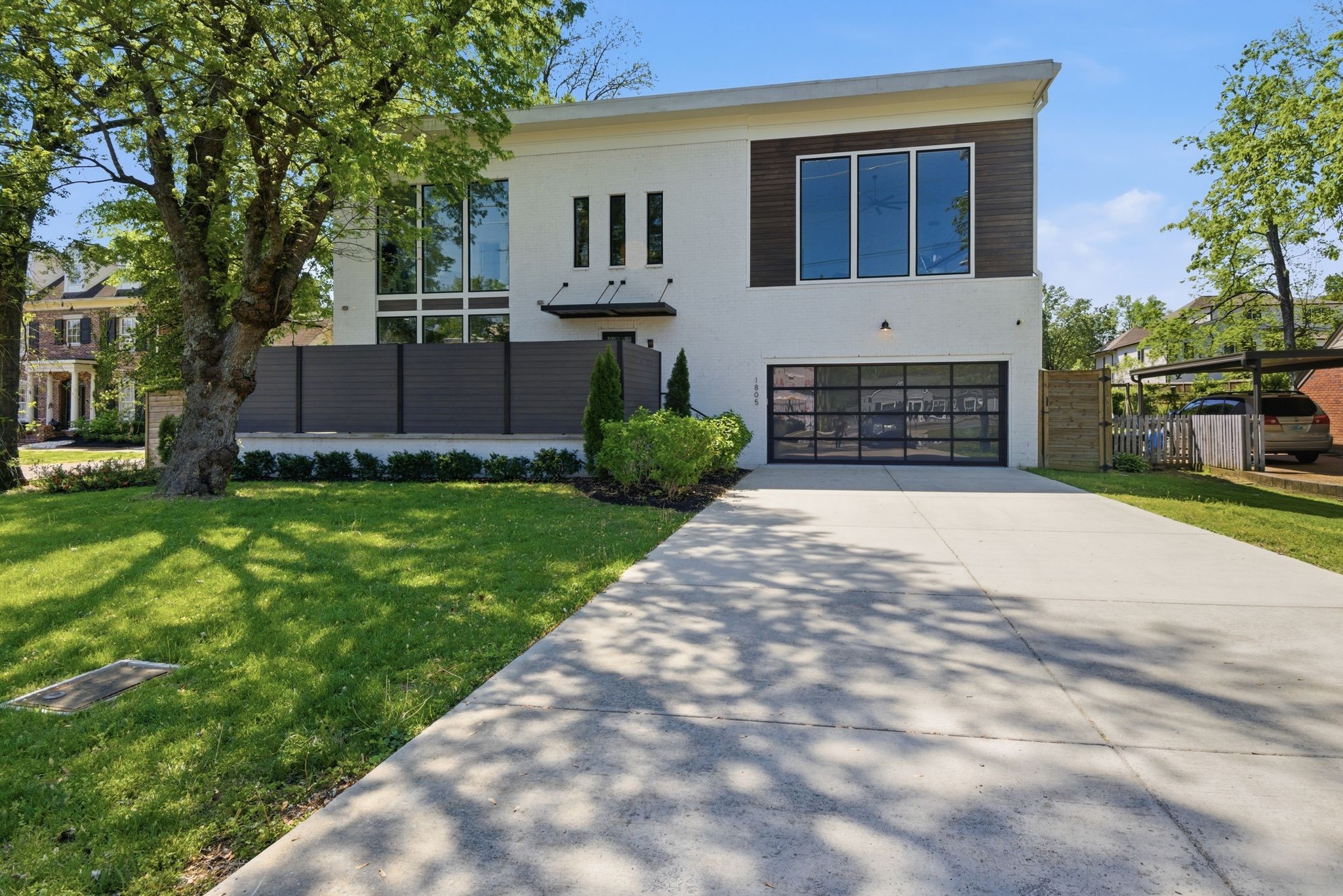 1805 Shackleford Rd