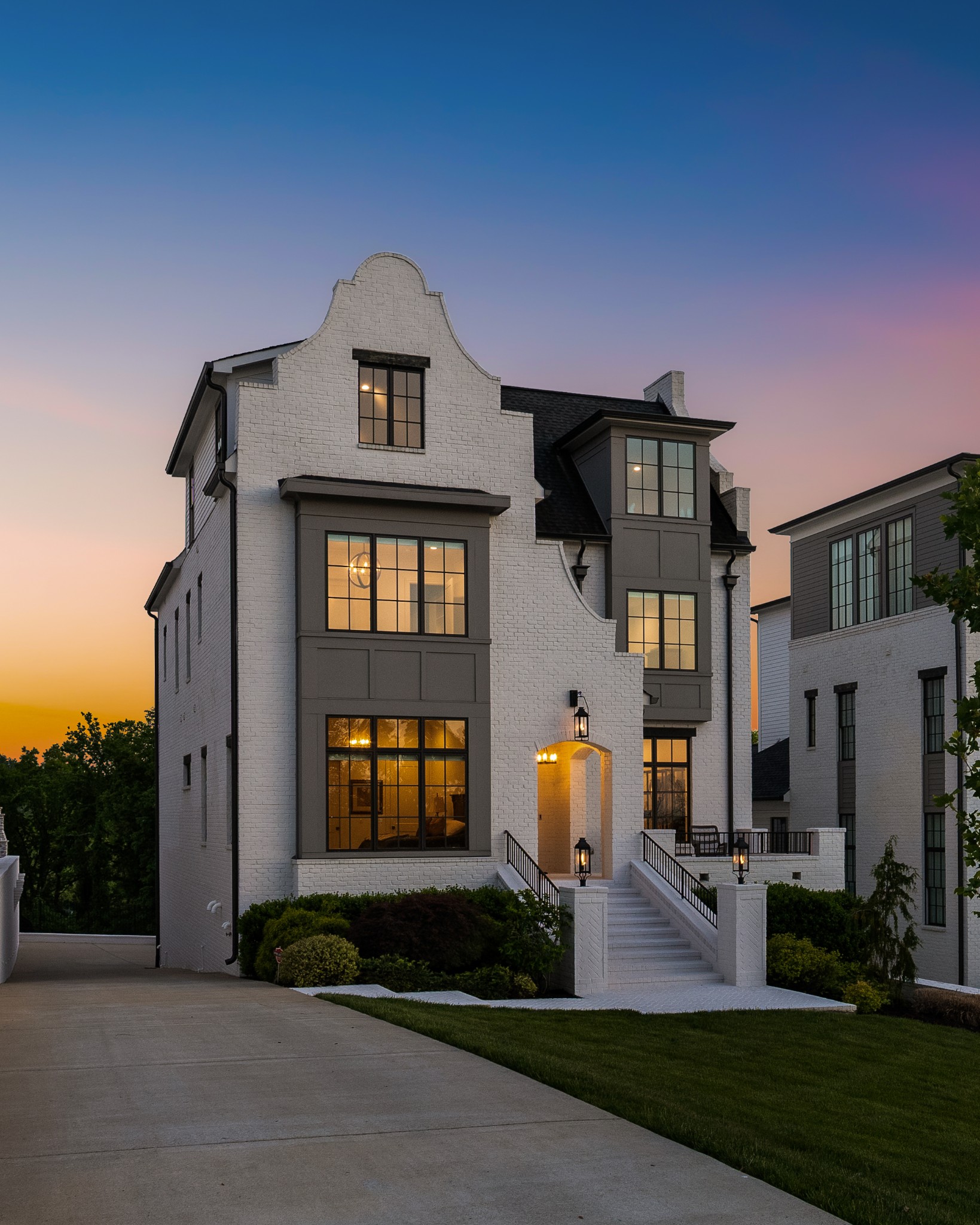 215 La Vista Dr